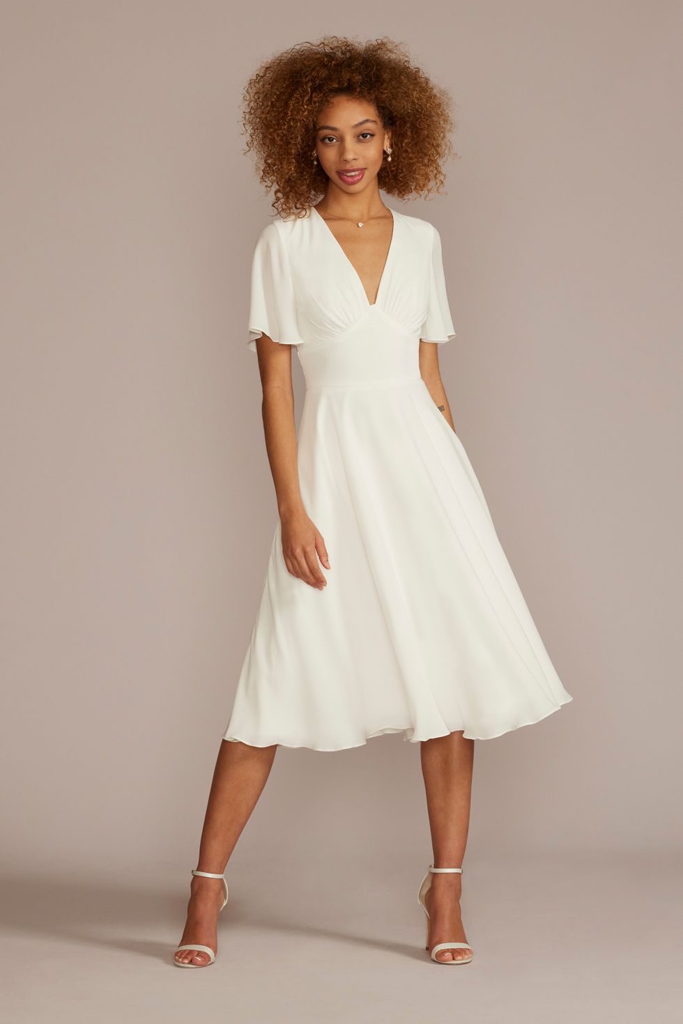 White after outlet wedding dress